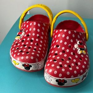 Lights up when running.